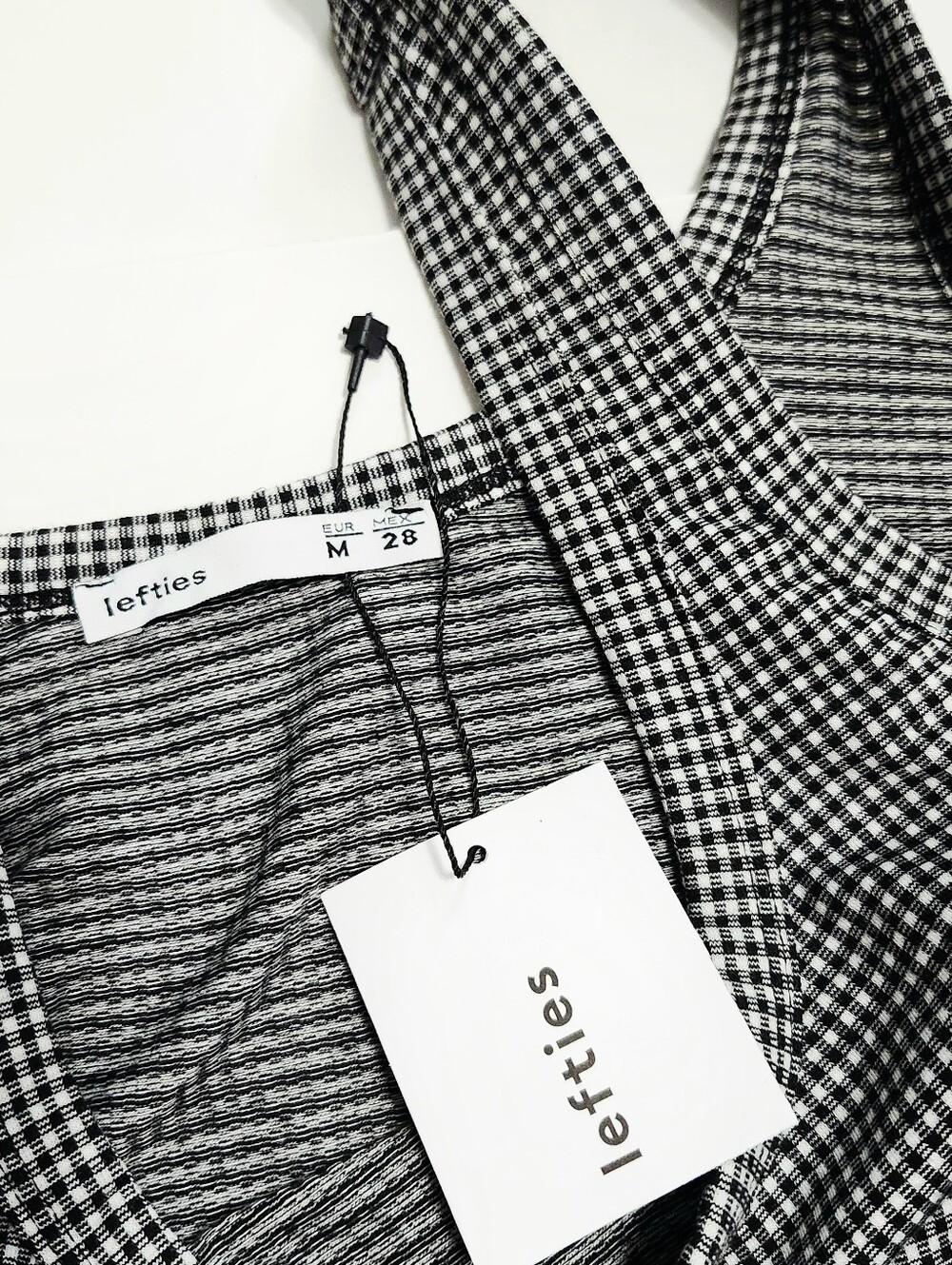 Lefties Black & White Gingham Ruched Tank Top suze M - Picture 4 of 12